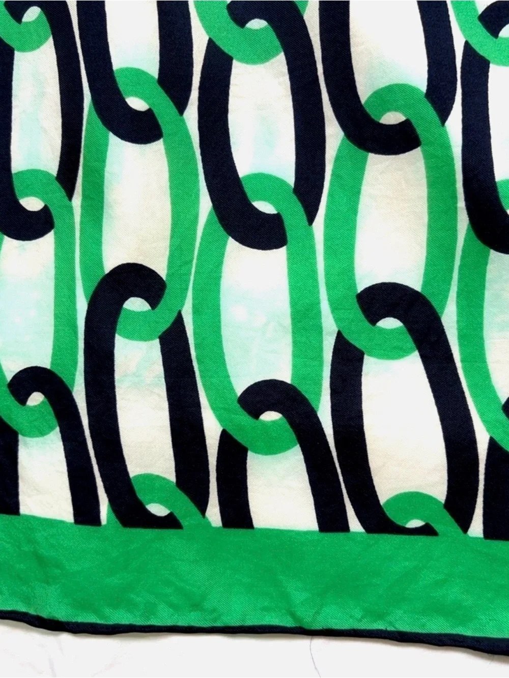 Vintage Jean Été Chain Print Square Scarf Green Navy Mod Preppy Silk Feel